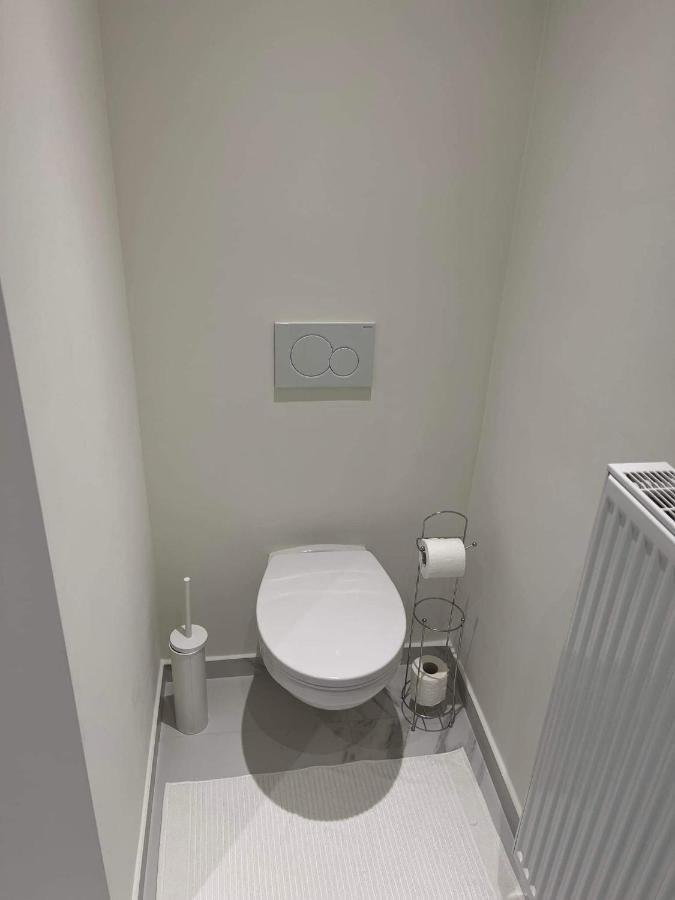 Prachtige Kamer In Centrum Brugge Met Badkamer ! المظهر الخارجي الصورة
