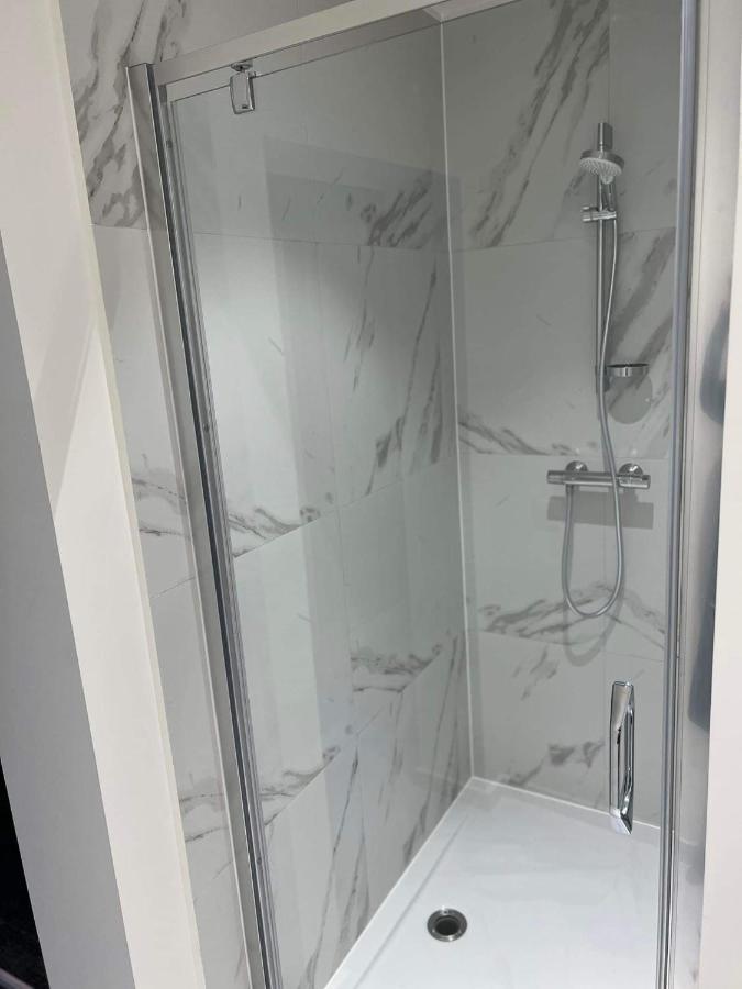Prachtige Kamer In Centrum Brugge Met Badkamer ! المظهر الخارجي الصورة