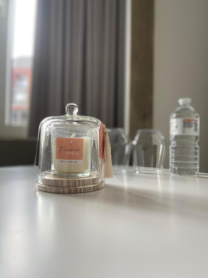 Prachtige Kamer In Centrum Brugge Met Badkamer ! المظهر الخارجي الصورة